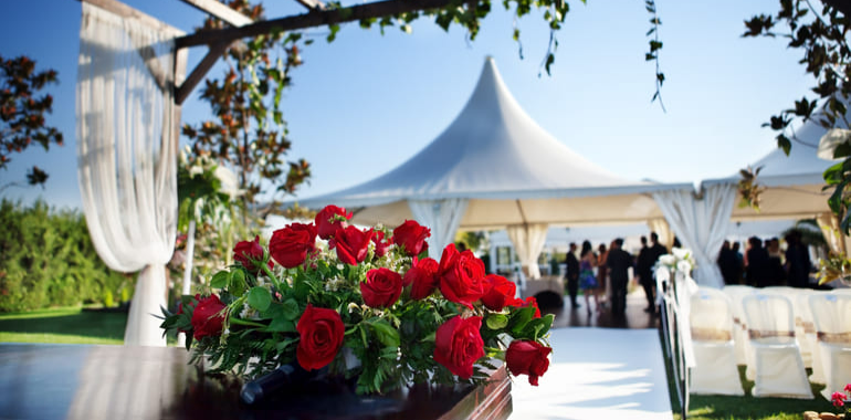 Tendas para eventos ao ar livre: tudo o que você precisa saber